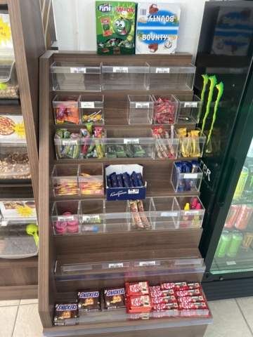 1178870-2 Large batch of food - Energy drinks, chips, sweets and more