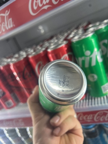 1178870-14 Large batch of food - Energy drinks, chips, sweets and more