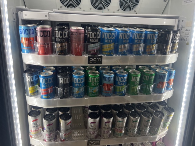 1178870-17 Large batch of food - Energy drinks, chips, sweets and more