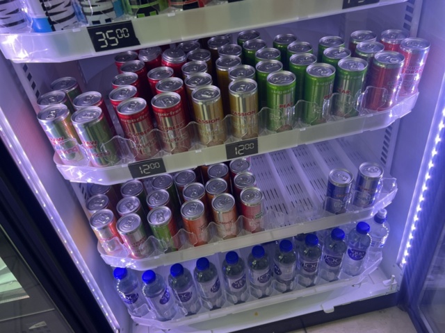 1178870-23 Large batch of food - Energy drinks, chips, sweets and more