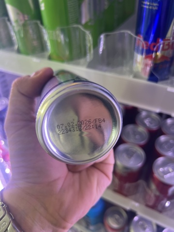 1178870-24 Large batch of food - Energy drinks, chips, sweets and more