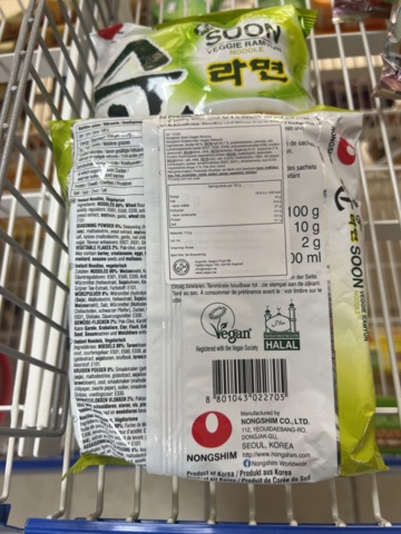 1178870-37 Large batch of food - Energy drinks, chips, sweets and more