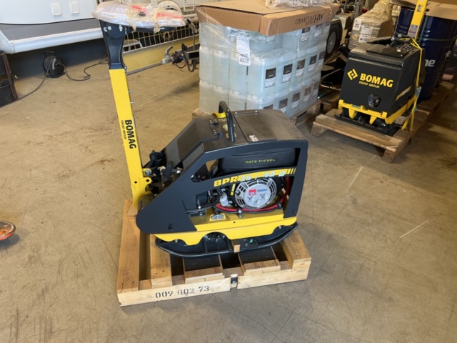 1121907-1 Bomag BPR 35/42 D NEW vibratory roller (Toad)