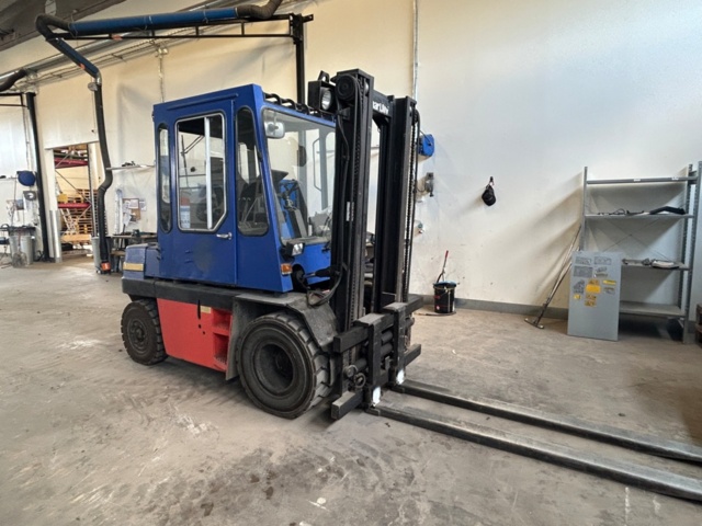 1144588-6 Truck Kalmar LMV DB4-500 - 1986