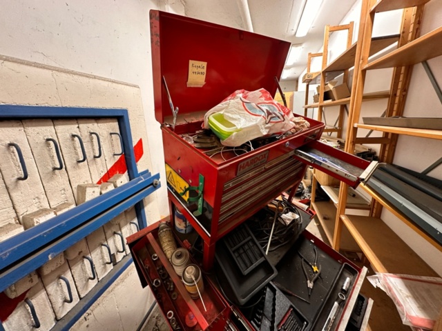 1144587-15 Tool trolley Ampro - defective