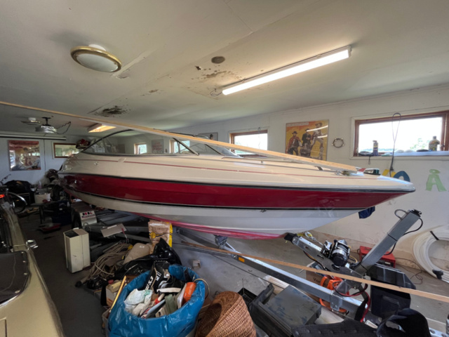 1208922-2 Motorboat Bayliner capri ss 1995 mercruiser 4.3 bravo one gen 2