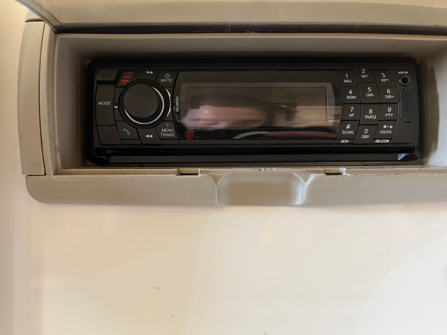 1208922-12 Motorboat Bayliner capri ss 1995 mercruiser 4.3 bravo one gen 2