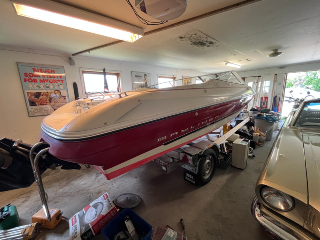 1208922-18 Motorboat Bayliner capri ss 1995 mercruiser 4.3 bravo one gen 2