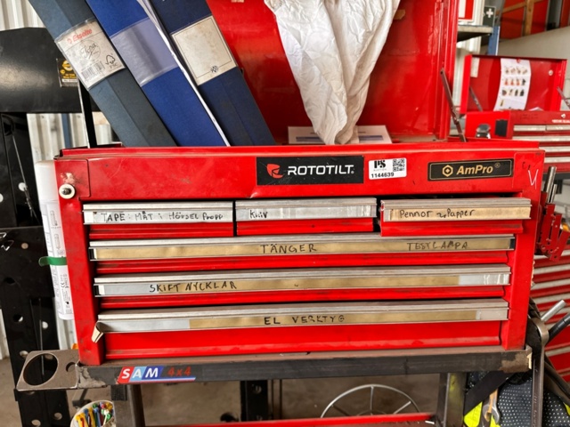 1144639-5 Tool trolley with contents - Ampro