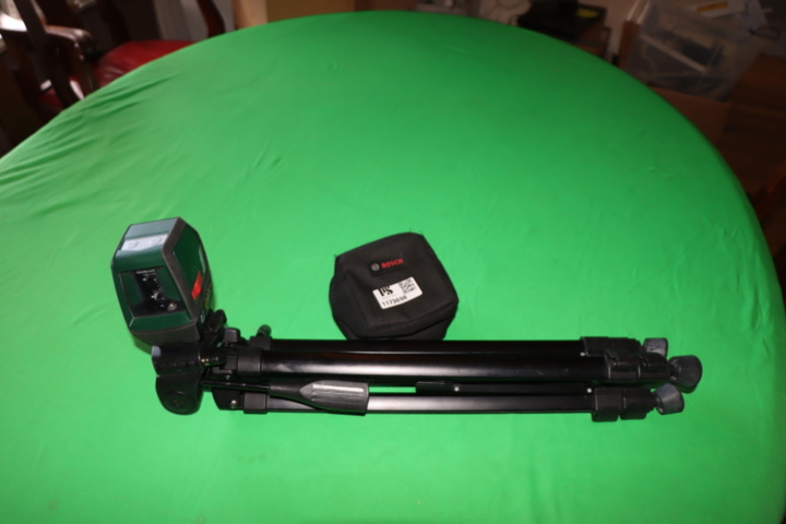 1173698-5 Laser Bosch PLL2 with stand