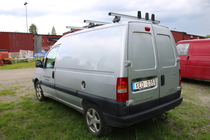 1211112-6 Peugeot Expert Van -2005