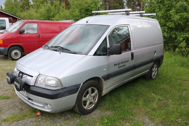 1211112-1 Peugeot Expert Van -2005