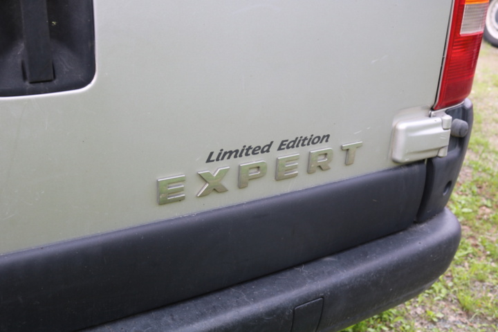 1211112-24 Peugeot Expert Van -2005