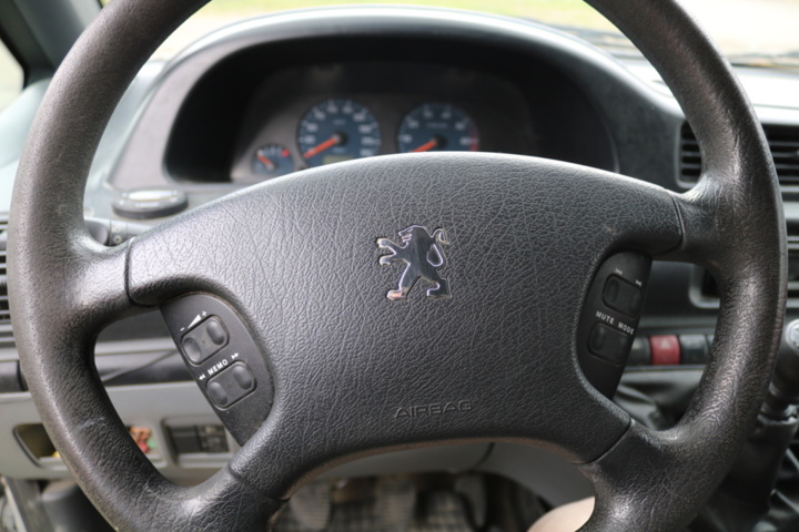 1211112-43 Peugeot Expert Van -2005