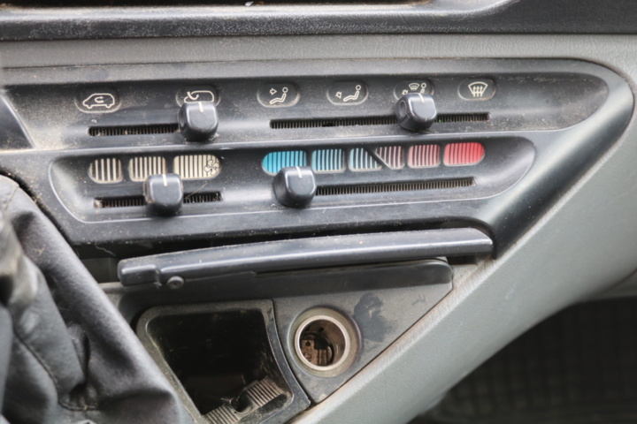 1211112-49 Peugeot Expert Van -2005