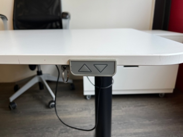 1215458-4 Collection of furniture