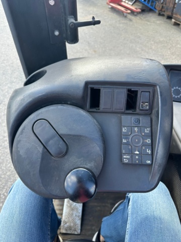 1215462-10 Reach truck, Linde R14, 2004