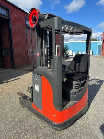 1215462-2 Reach truck, Linde R14, 2004
