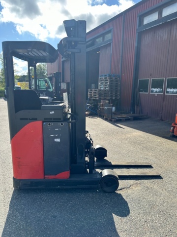 1215462-5 Reach truck, Linde R14, 2004