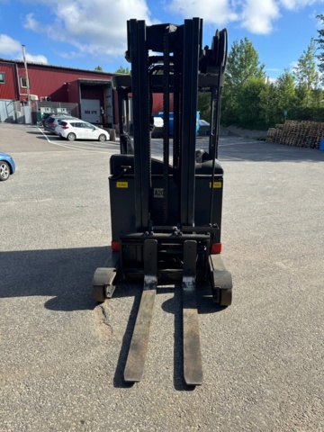 1215462-7 Reach truck, Linde R14, 2004