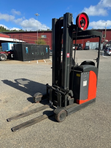 1215462-9 Reach truck, Linde R14, 2004