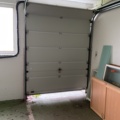 1206200-1 Manual overhead sliding door