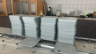1144579-1 Installationsgolv cirka 250kvm 60x60