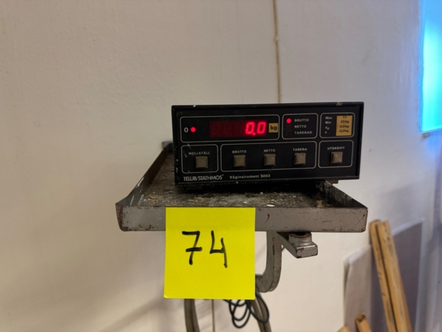 1215895-2 Pall våg 1000 kg