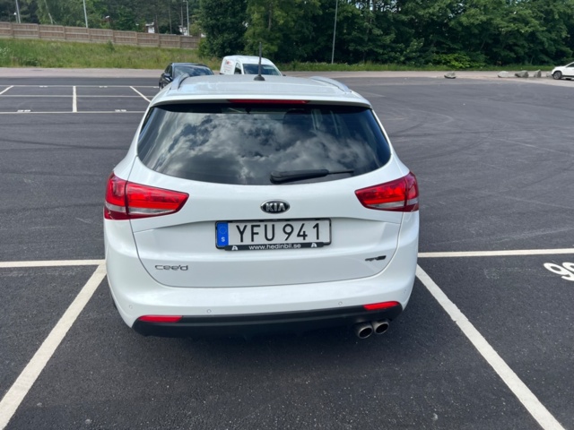 1052880-4 Kia Ceed Sportswagon - 2016