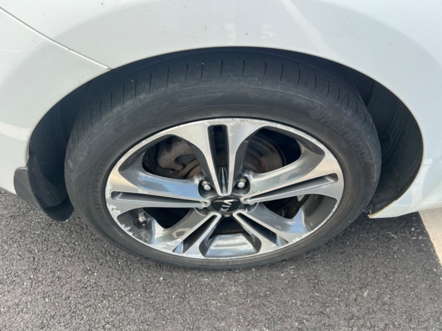 1052880-17 Kia Ceed Sportswagon - 2016