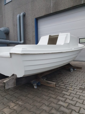 1119070-8 Boat Polo 5, hull