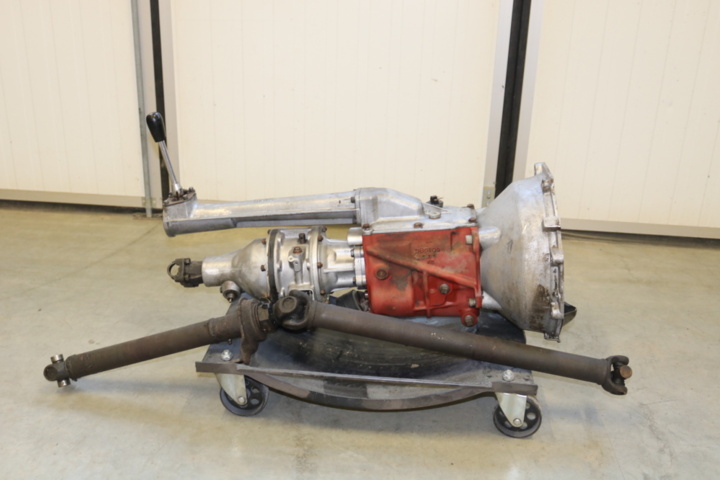 1211114-1 Växellåda M41 med överväxel. Volvo P1800 -61 JENSEN