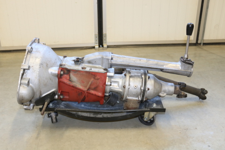 1211114-3 Växellåda M41 med överväxel. Volvo P1800 -61 JENSEN