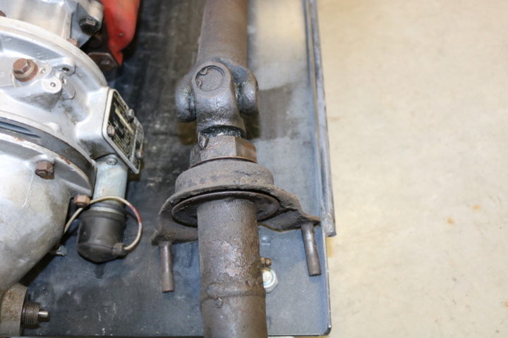 1211114-29 Växellåda M41 med överväxel. Volvo P1800 -61 JENSEN