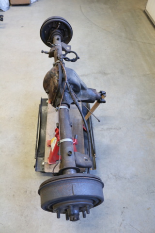 1211115-4 Rear axle Volvo P1800 -61 JENSEN