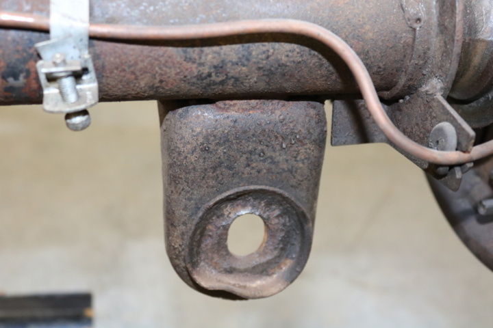 1211115-9 Rear axle Volvo P1800 -61 JENSEN