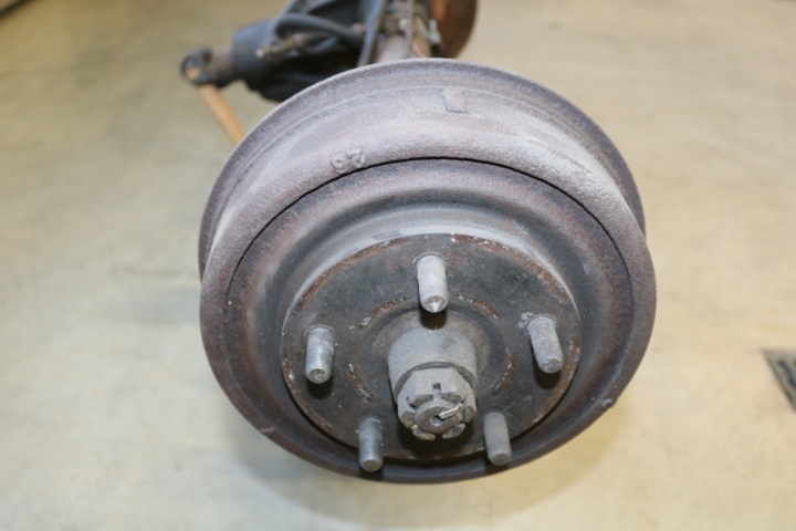 1211115-17 Rear axle Volvo P1800 -61 JENSEN