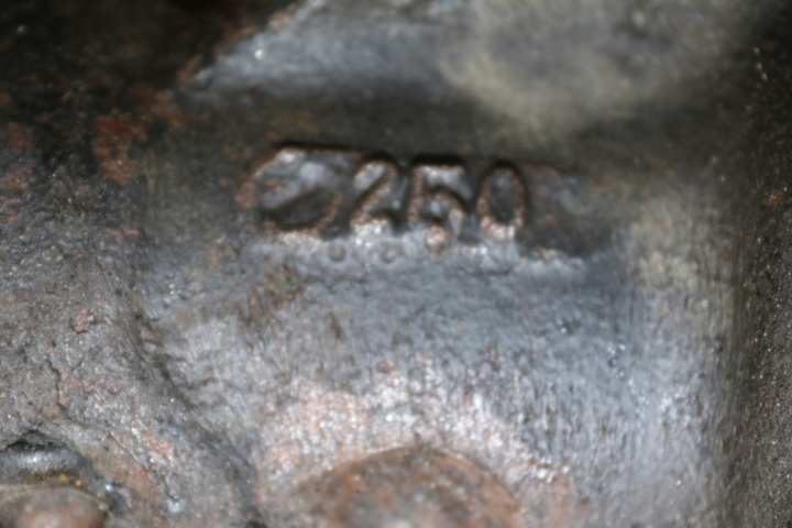 1211115-19 Rear axle Volvo P1800 -61 JENSEN