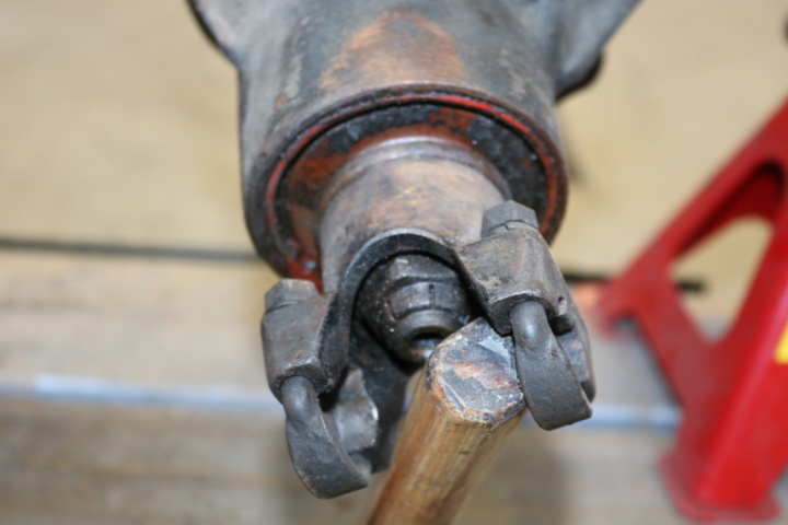 1211115-20 Rear axle Volvo P1800 -61 JENSEN