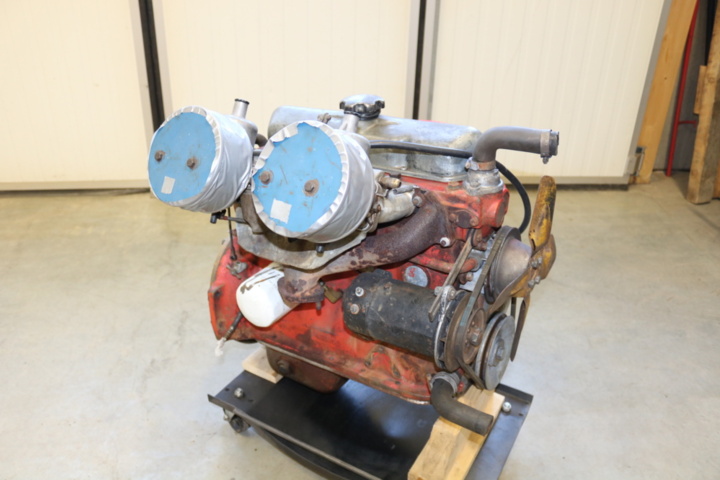 1211116-3 Engine Volvo P1800 -61 JENSEN