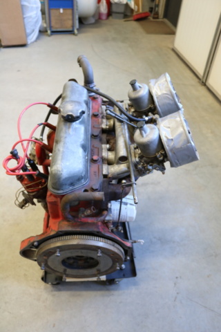 1211116-6 Engine Volvo P1800 -61 JENSEN