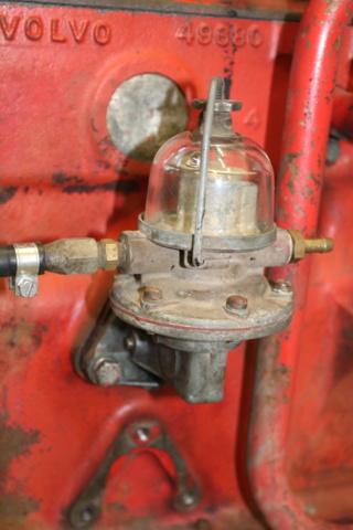 1211116-17 Engine Volvo P1800 -61 JENSEN