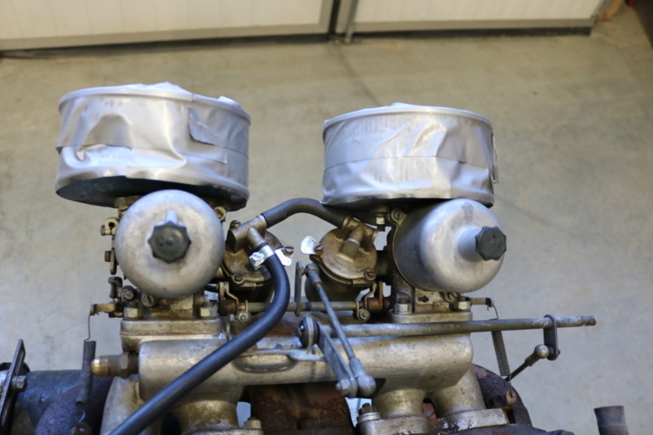 1211116-24 Engine Volvo P1800 -61 JENSEN