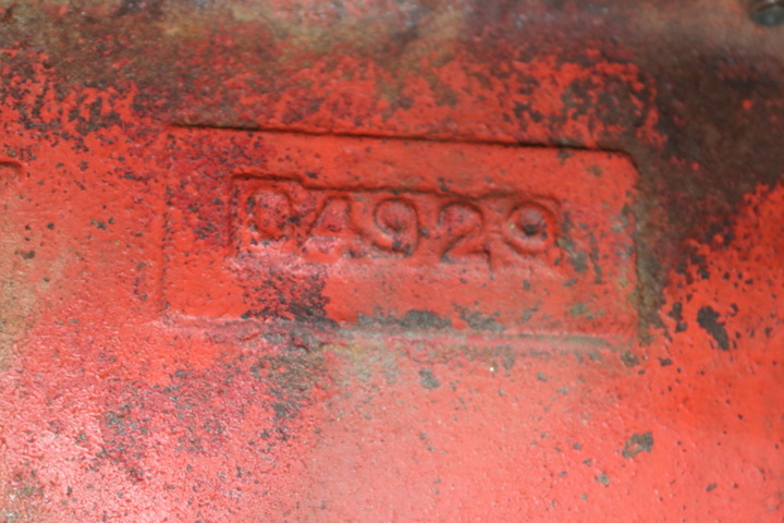 1211116-28 Engine Volvo P1800 -61 JENSEN