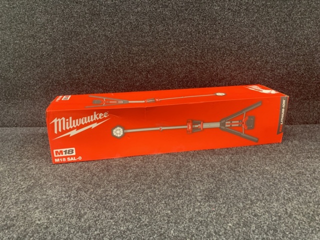 1216094-2 Work light Milwaukee M18 SAL-0