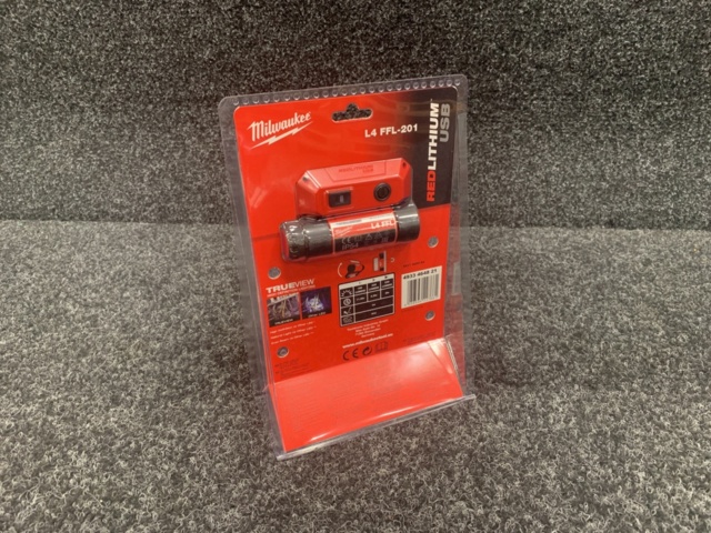 1216098-3 Area lighting Milwaukee L4 FFL-201