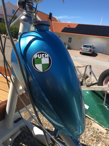 1216070-12 Puck Packy flakmoped