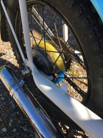 1216070-21 Puck Packy flakmoped