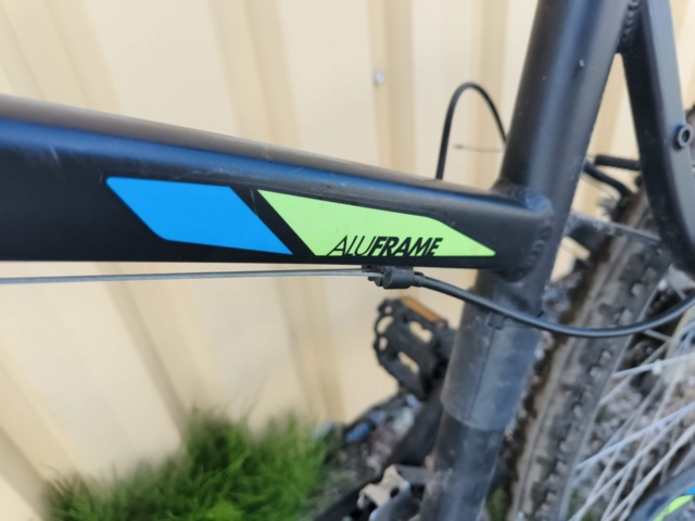 1129564-14 Bicycle BTWIN RockRider 340 26"