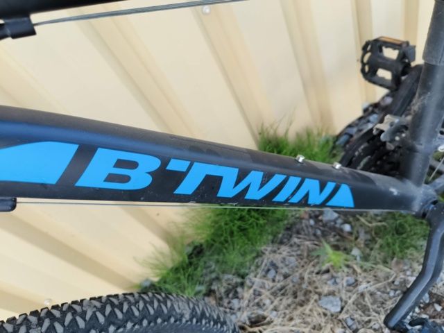 1129564-13 Bicycle BTWIN RockRider 340 26"